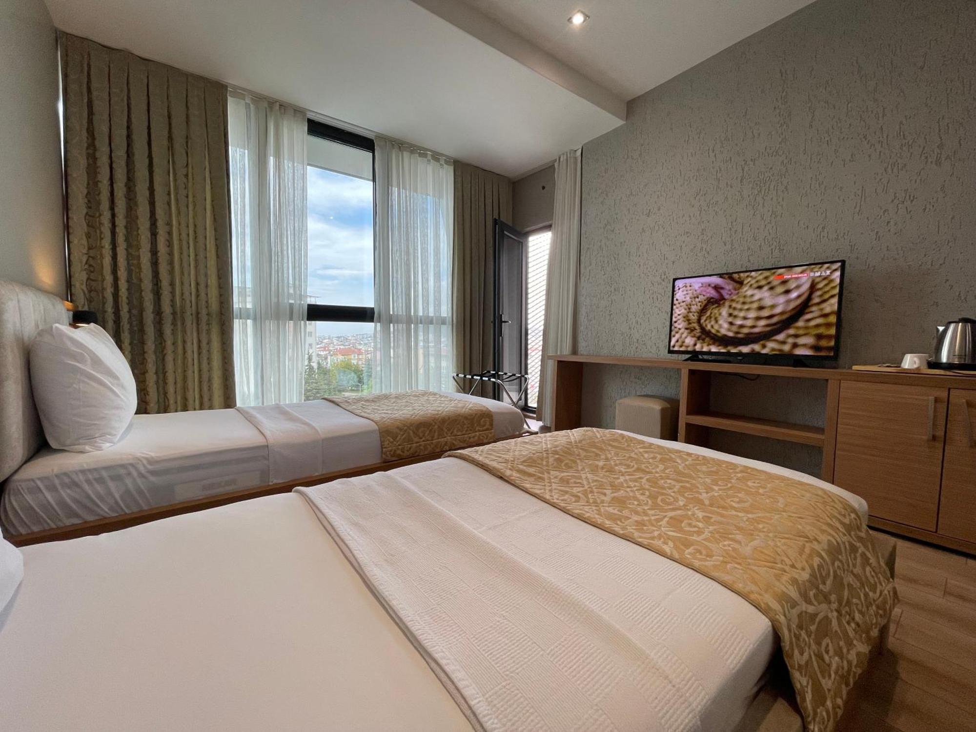 גבזה Innport Hotel מראה חיצוני תמונה