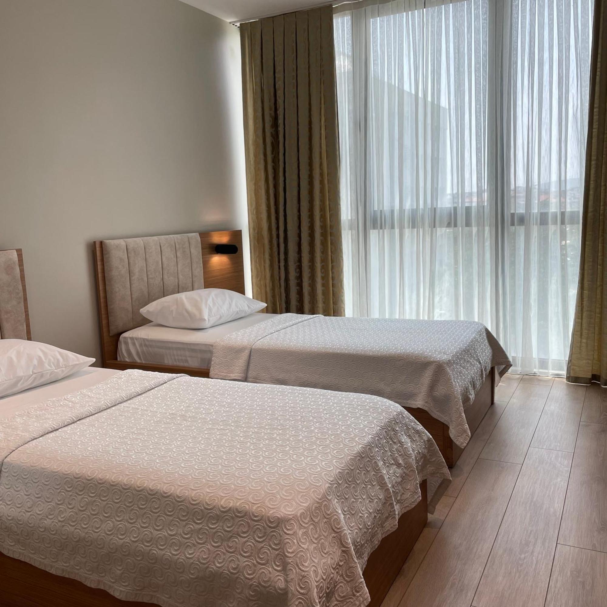 גבזה Innport Hotel מראה חיצוני תמונה