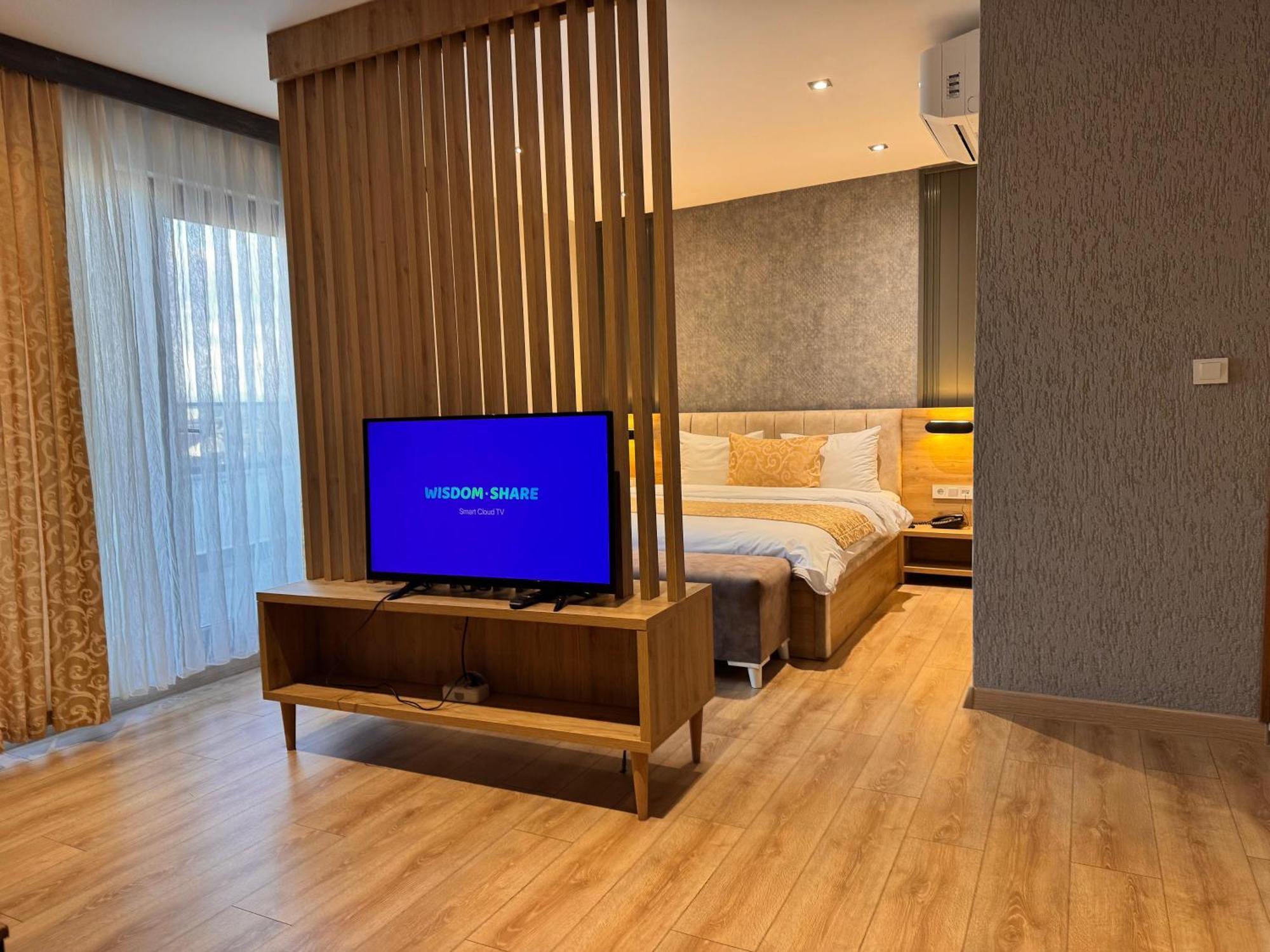 גבזה Innport Hotel מראה חיצוני תמונה
